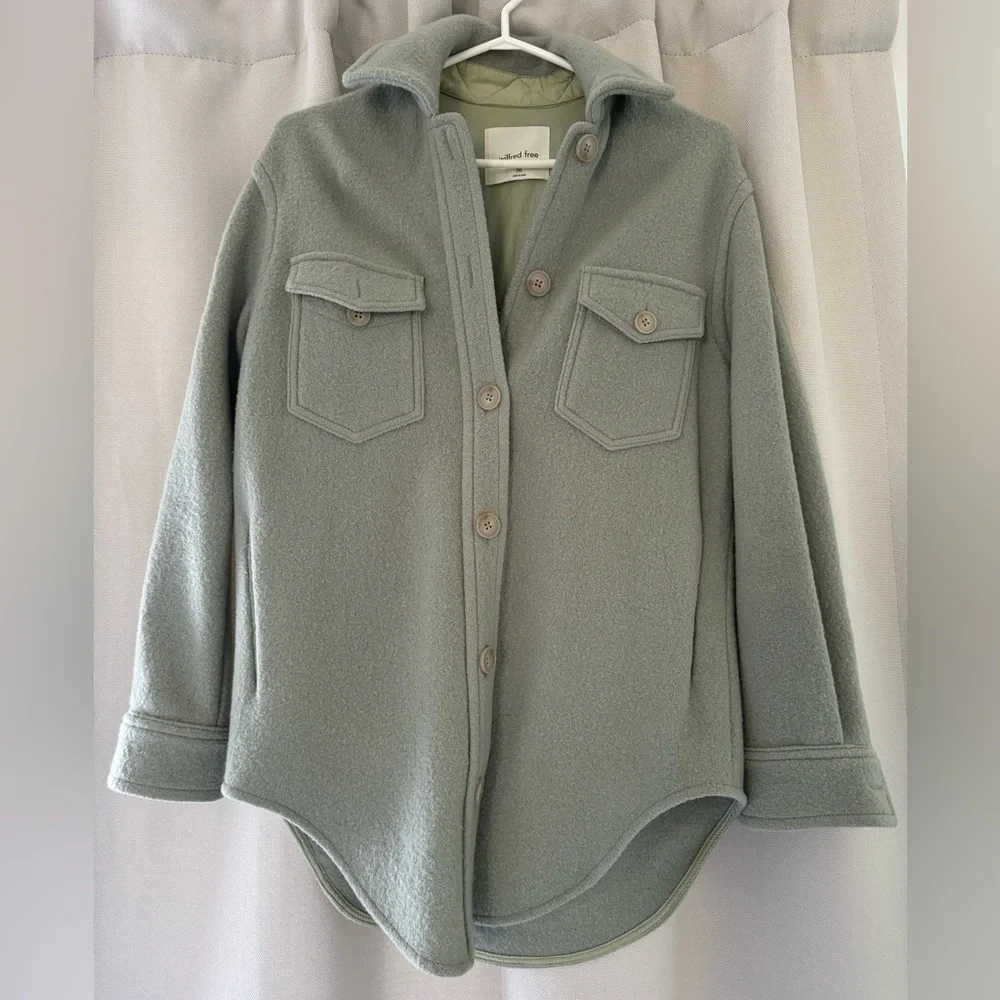 Aritzia- Wilfred Wool Shirt Jacket - Picture 2 of 5